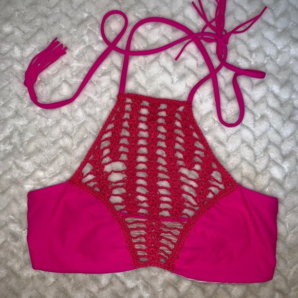 ACACIA SWIMWEAR- Pink crotchet bikini top - Picture 1 of 3